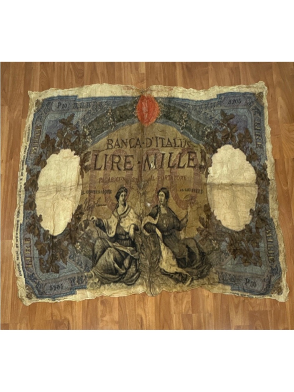 Vintage-Inspired Blue and Cream Wall Tapestry - Banca D'Italia Motif